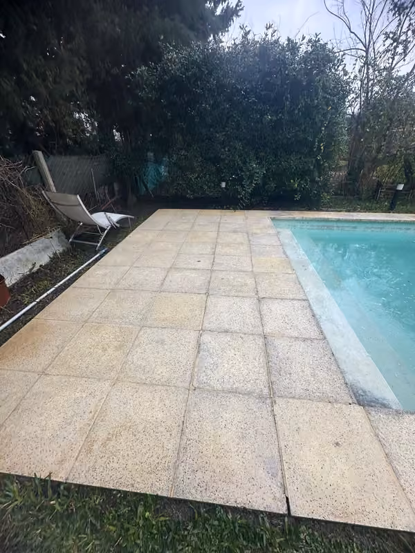 Fachada de casa después del hidrolavado